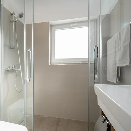2-bedroom Holiday 90sqm Beach In 500m